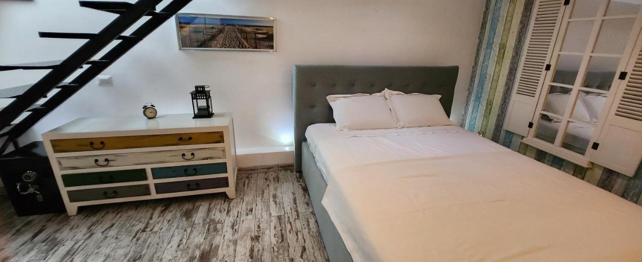 Morii Lake Pool Villa 布加勒斯特 外观 照片