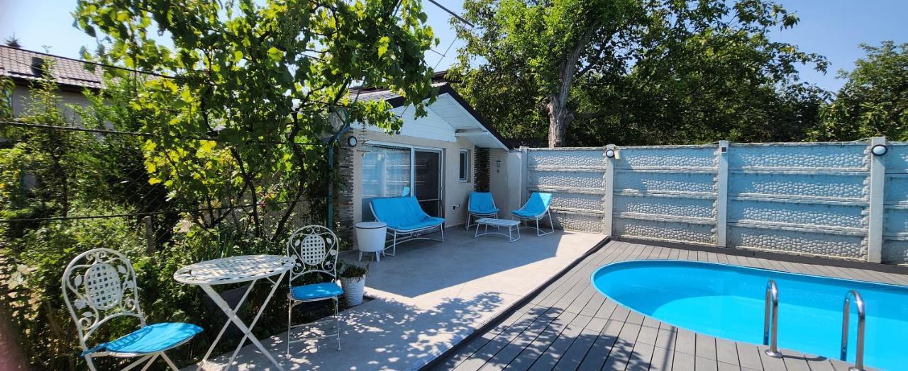 Morii Lake Pool Villa 布加勒斯特 外观 照片