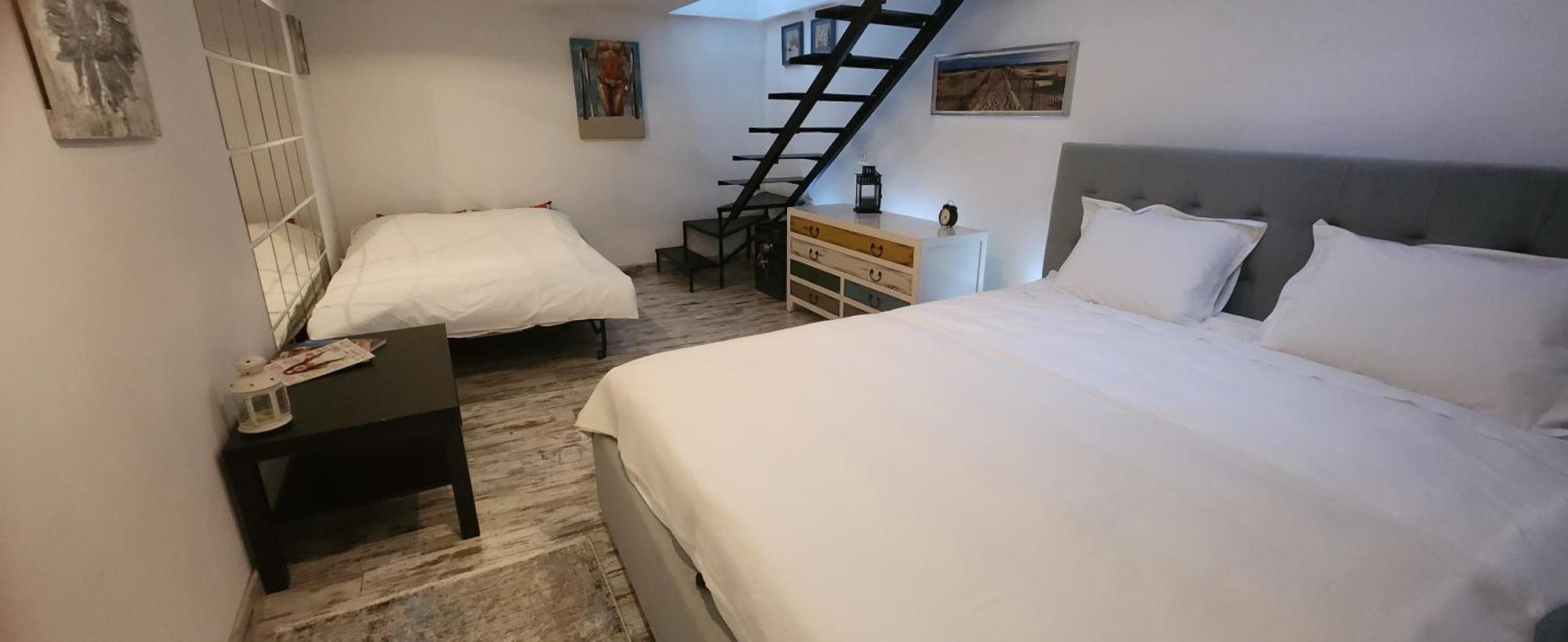 Morii Lake Pool Villa 布加勒斯特 外观 照片